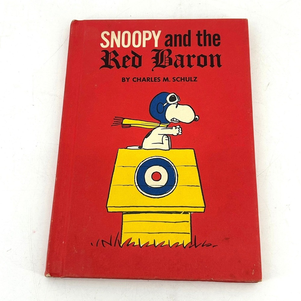 Snoopy and the Red Baron Charles M Schulz 1966 Weekly Reader Hardcover Book